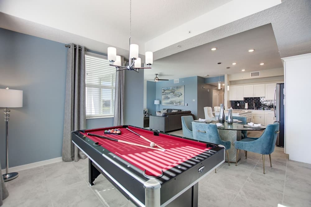 Decadent Penguin - Storey Lake By Shine Villas 704 2 Bedroom Apts