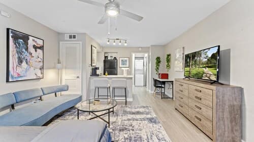 Efficiency Studio Close to Downtown and Domain