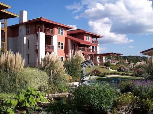 Vintage Villas Hotel & Events