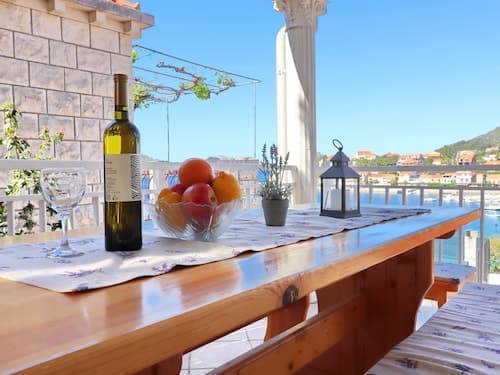 Apartments Peselj-three Bedroom Apartment With Terrace and Sea View
