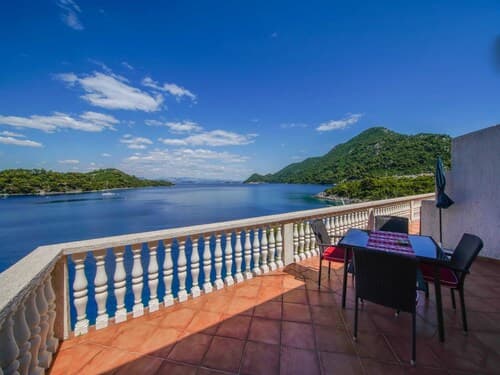 Apartments Filipovic - One Bedroom Apartment With Terrace and Sea View
