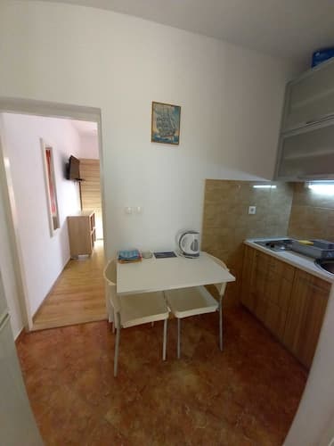 Apartments Vinko Mljet- One-bedroom Apartment With Terrace