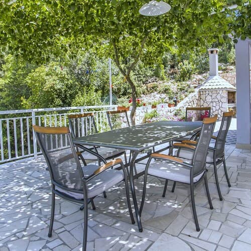 Apartments Vesela - Comfort One Bedroom Apartment With Balcony and Sea View