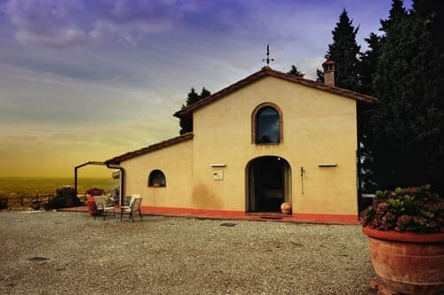 Villa in Montelupo With Private Pool