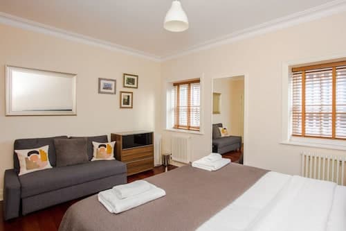 Luxury 2 Bedroom Apartment in London Bridge