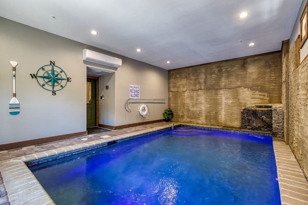 Ern840 - Splashin' Chalet - Brand New Cabin With Indoor Pool! Great Location! 6 Bedroom Cabin by RedAwning