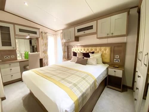 Pet-friendly 3-bed Lodge for 8, Tattershall Lakes