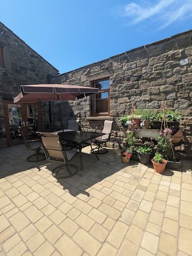 Cosy Cottage Close to Haworth Sleeps 2