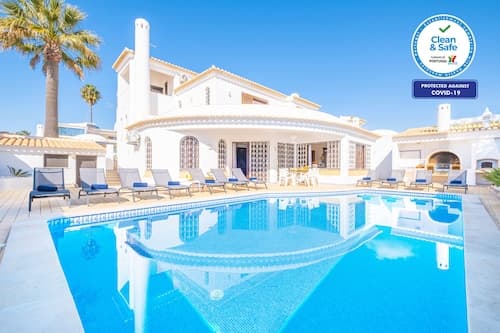Villa Molucas