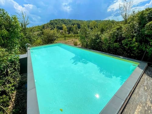 Umbrian Paradise Contains 5 Bedrooms With Private Pool and Stunning Views