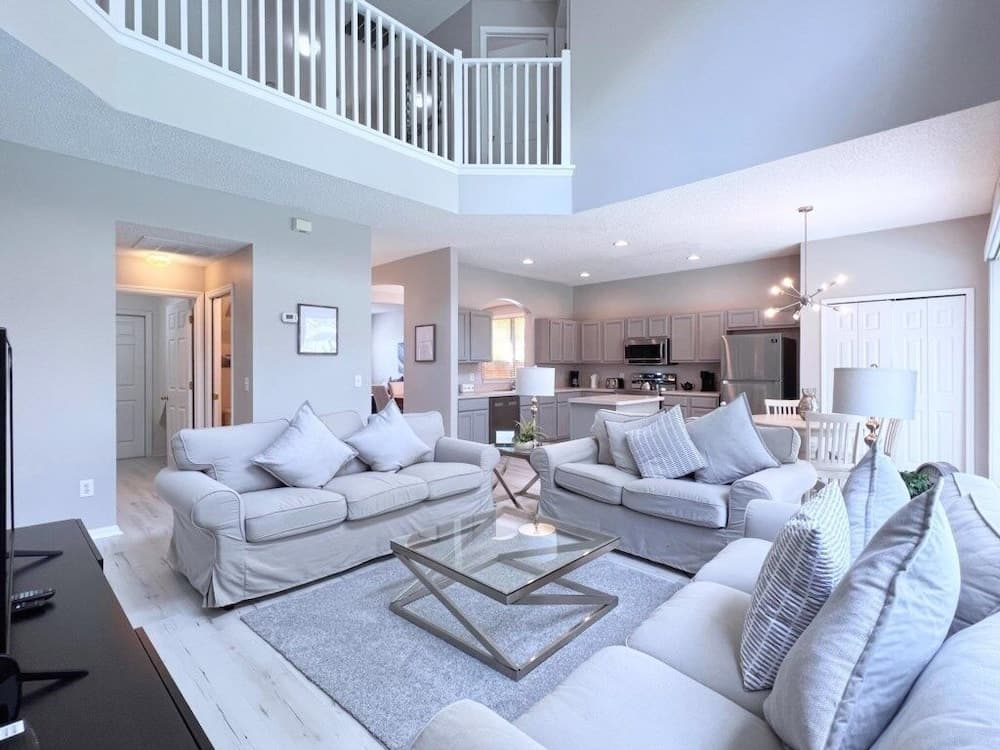 Spacious 7bd Pool Gm Hm Terra Verde Resort-211hbl 7 Bedroom Home by RedAwning