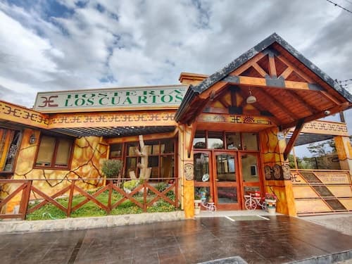 Hosteria Los Cuartos