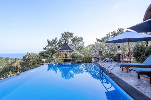 Kaylas Hill Resort