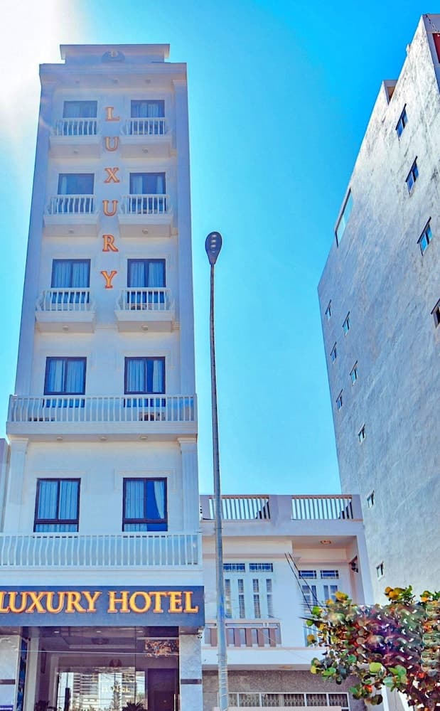 HANZ Luxury Hotel