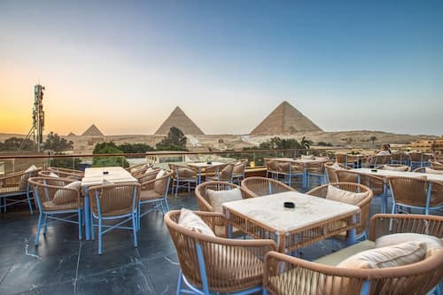 Shadow Pyramids View INN