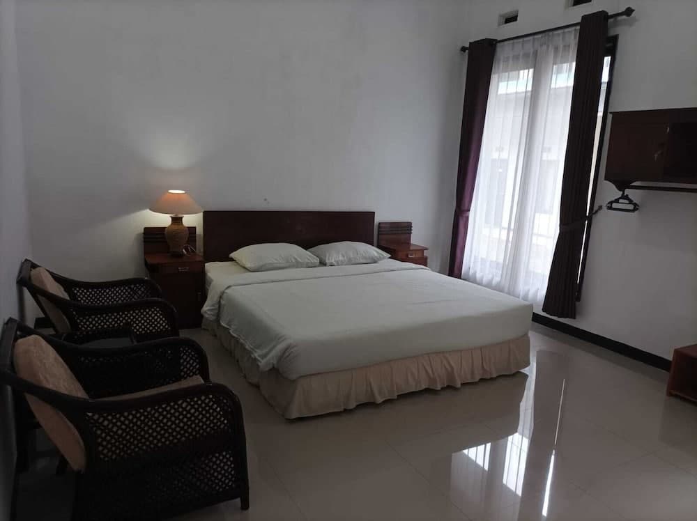 Batu Indah Pool Villa