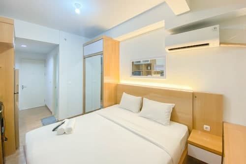Modern Look And Comfortable Studio Barsa City Apartment