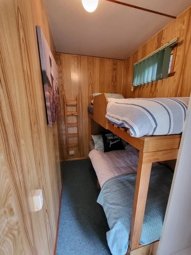 Queenstown Copper Country Cabins