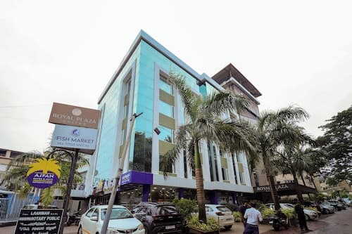 Royal Plaza Suites by RAK Rooms