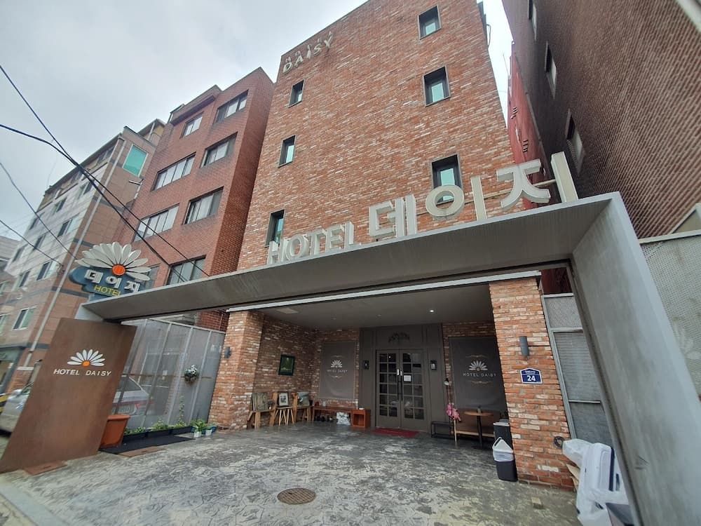 Hotel Daisy