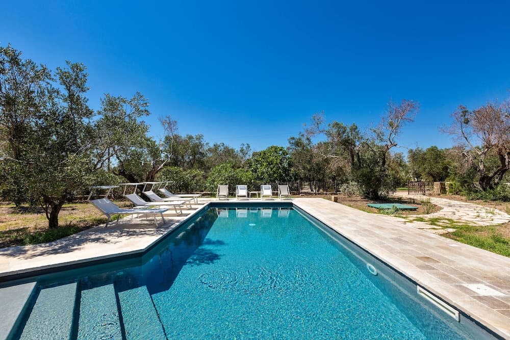 2081 Villa Crocilupo by Perle di Puglia