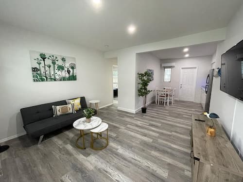 Douglas Rd Apartments