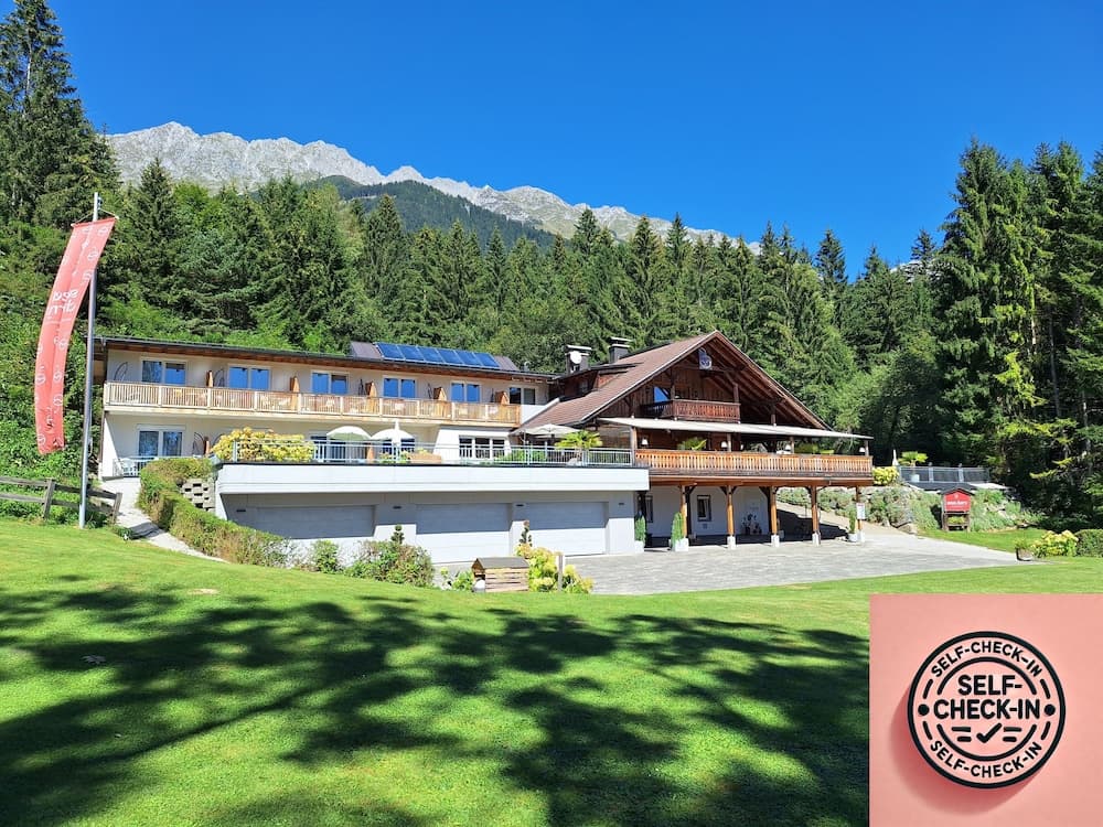 Sweet Cherry Boutique & Guesthouse Tyrol