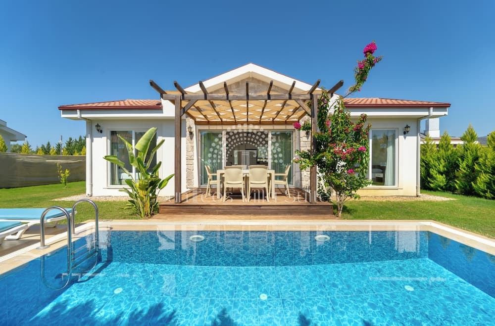 SunTeos Villa Suites