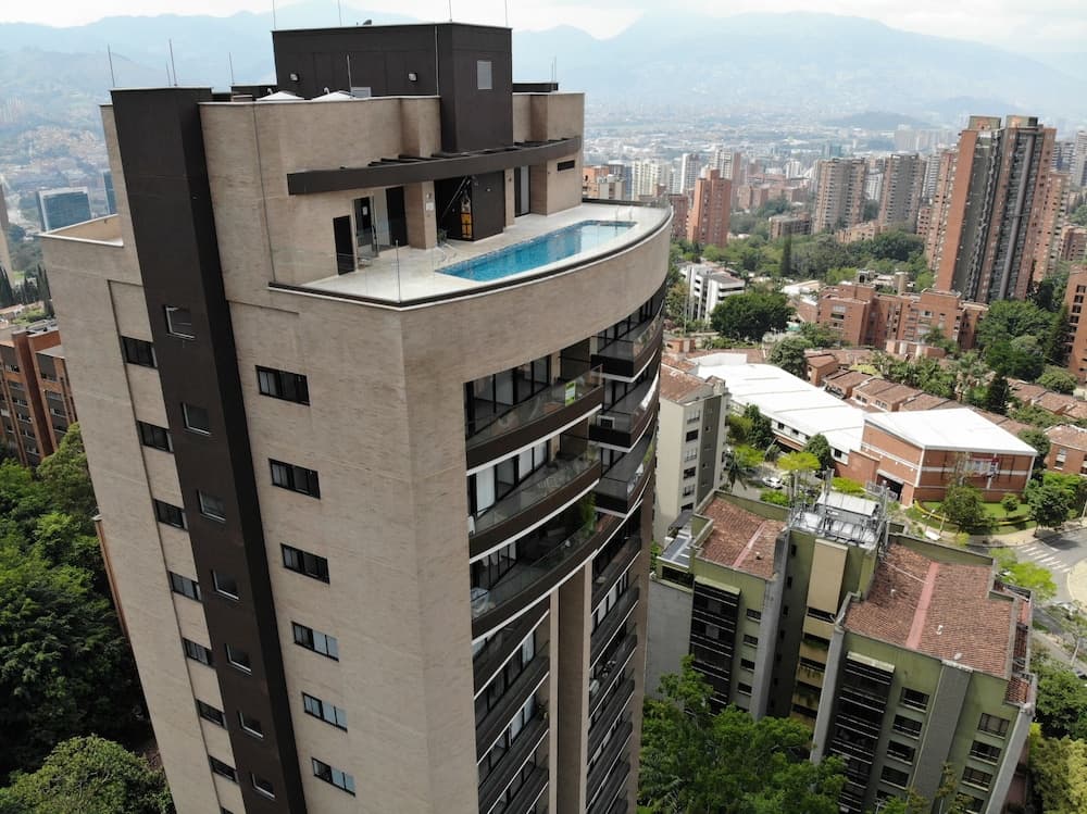 Apartamentos Class Suites by HOUSY HOST