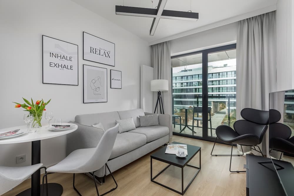 Shellter Apartment Rogowo by Renters