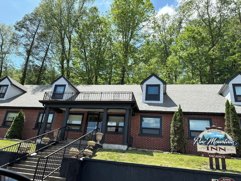 Pine Mountain Inn