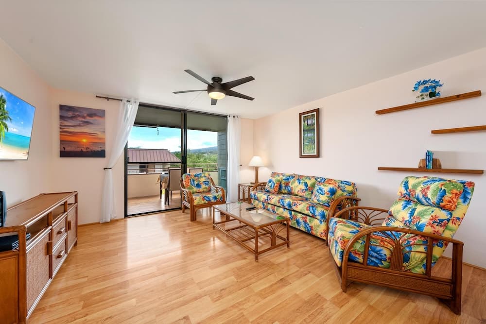 Big Island White Sands Village 323 2 Bedroom Condo