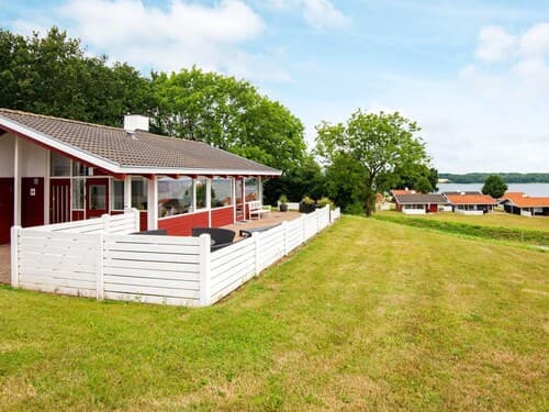 6 Person Holiday Home in Aabenraa-by Traum