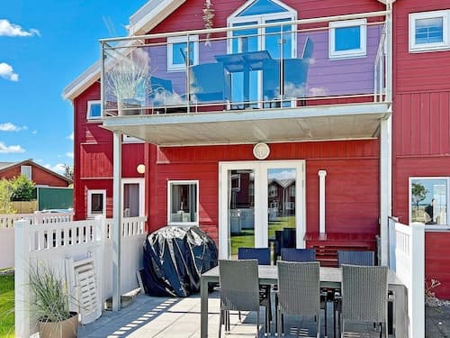 6 Person Holiday Home in Hadsund
