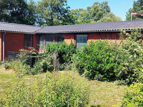 10 Person Holiday Home in Albaek