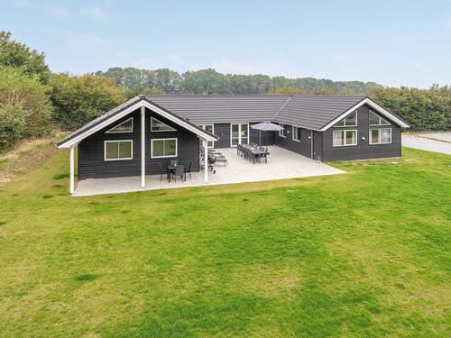 5 Star Holiday Home in Sydals