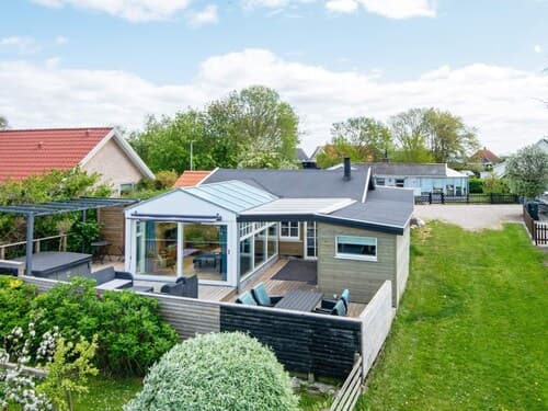 6 Person Holiday Home in Hejls
