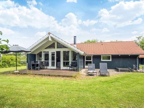 6 Person Holiday Home in Hemmet