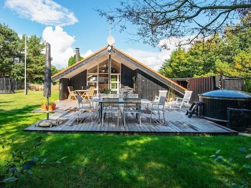4 Star Holiday Home in Ulfborg