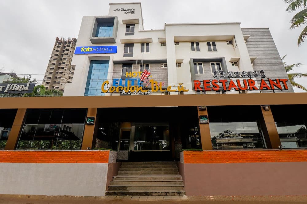 Fabhotel Elite Inn