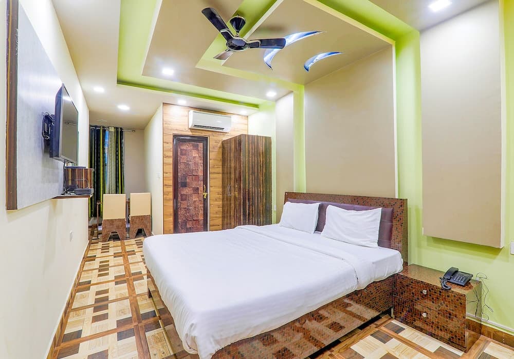 Fabhotel Gmc Grand