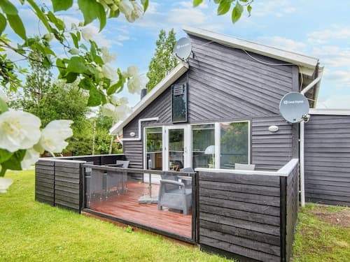 5 Person Holiday Home in Hovborg