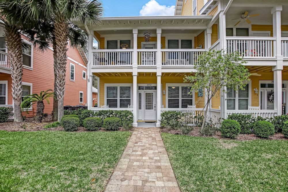 2152 Cape Sound 2 Bedroom Townhouse by RedAwning