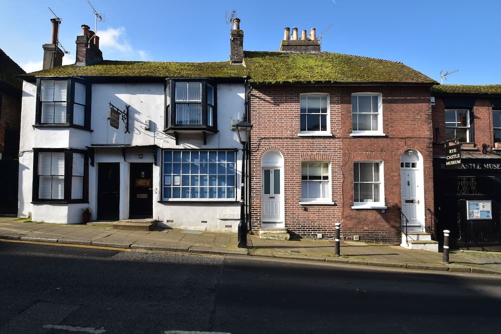 5 East Street