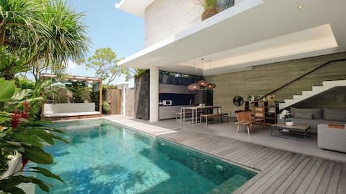 Swan Villa R