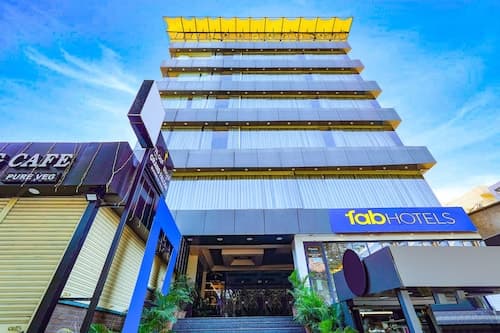 FabHotel Grand View Inn