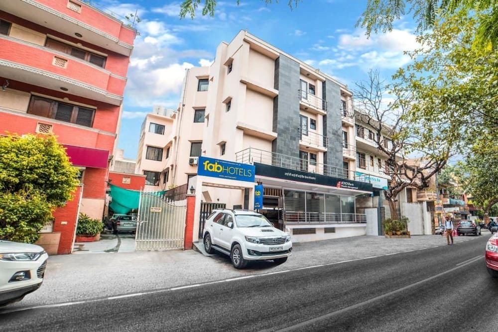 Fabhotel Anutham