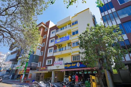 Fabhotel Purple Suites Inn