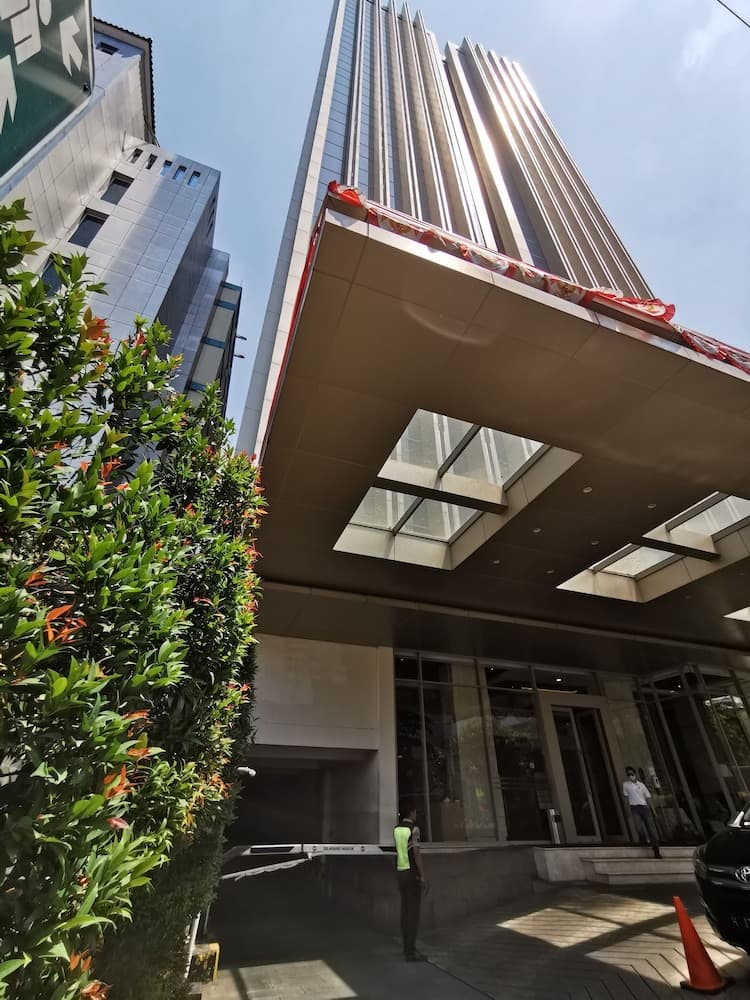 Warhol Residences Simpang Lima