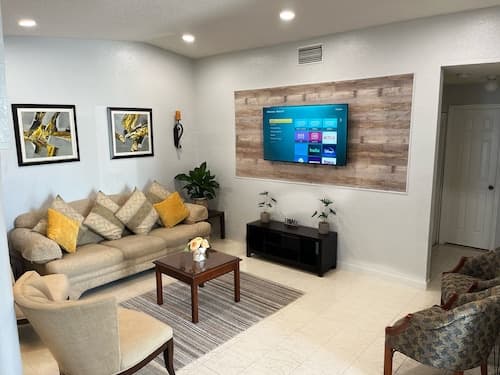Amazing & cozy Duplex near Zoo Miami